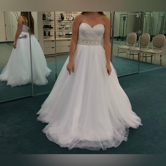 Oleg Cassini Strapless Wedding Dress with Beading A-line - Picture 2 of 14